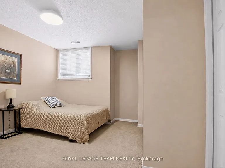 255 Deercroft Ave #1 — Photo 17