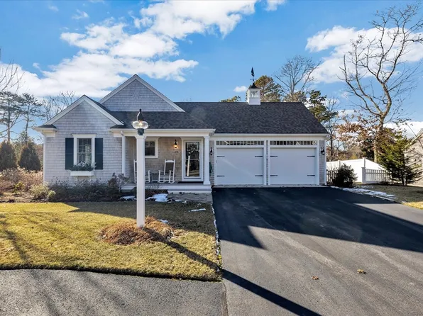 129 Pheasant Hill Cir, Barnstable, MA 02630