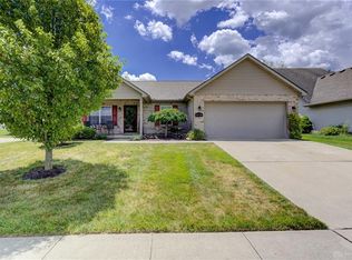 6418 Symmes Ln, Dayton, OH 45424
