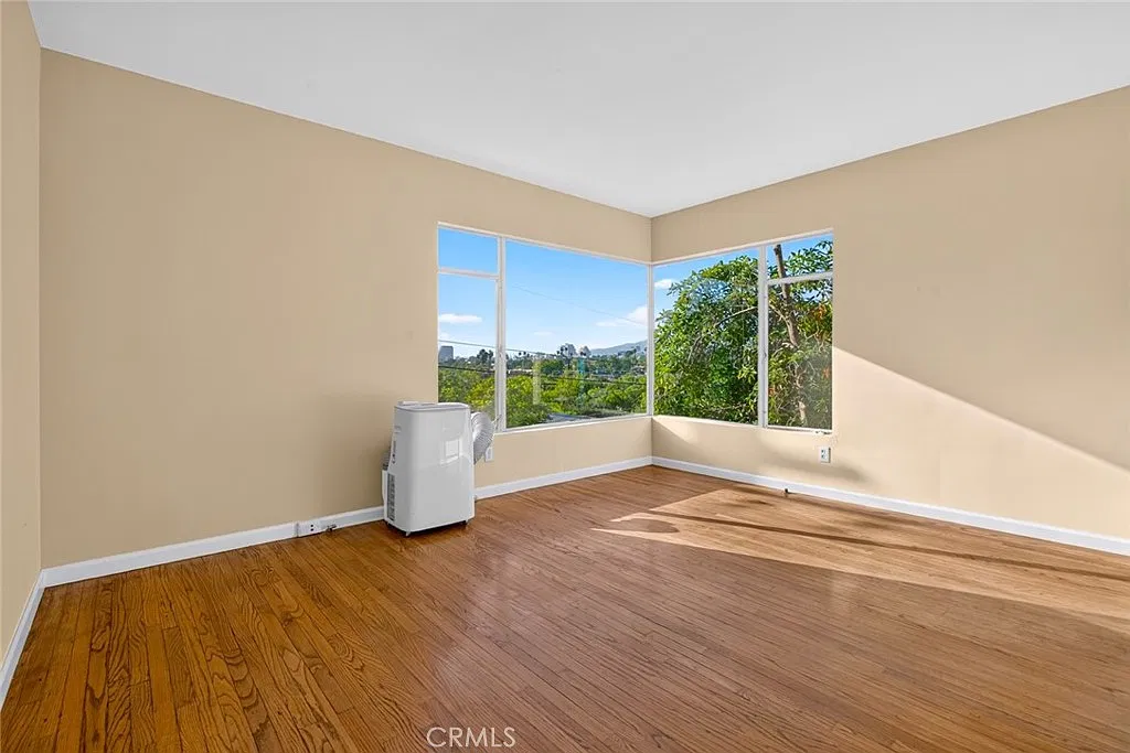 1 bed, 600 sqft, $2,700 — Photo 2