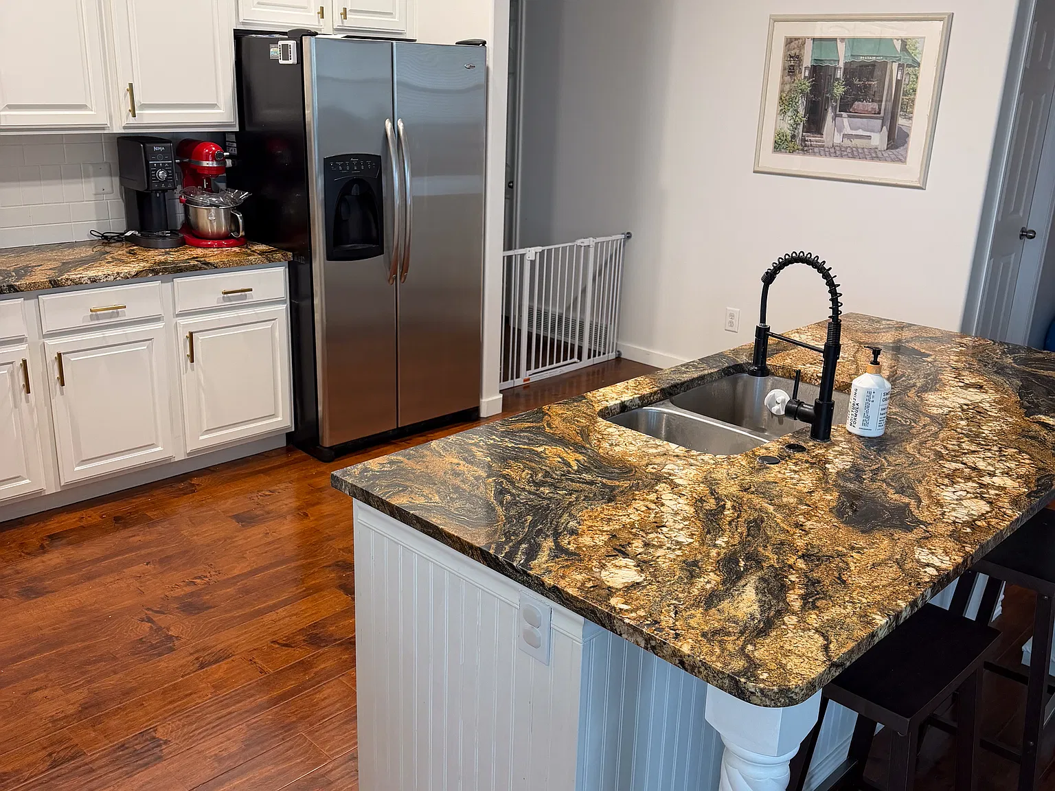 3 bed, 1900 sqft, $1,925 — Photo 3
