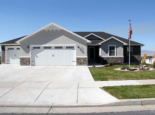 373 Cardon Ridge Dr, Smithfield, UT 84335