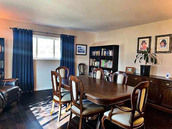 4th image of 3001 La Jolla Ln