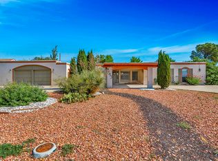 9513 Desert Hills Ln, El Paso, TX 79925