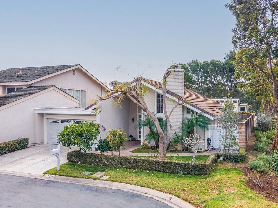 1st image of 4852 Basswood Ln