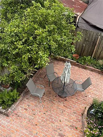 1908 Dauphine St #2B — Photo 23