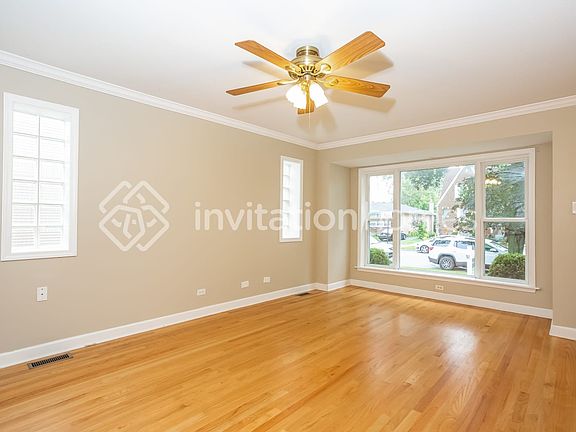 5th image of 2856 W 98th St