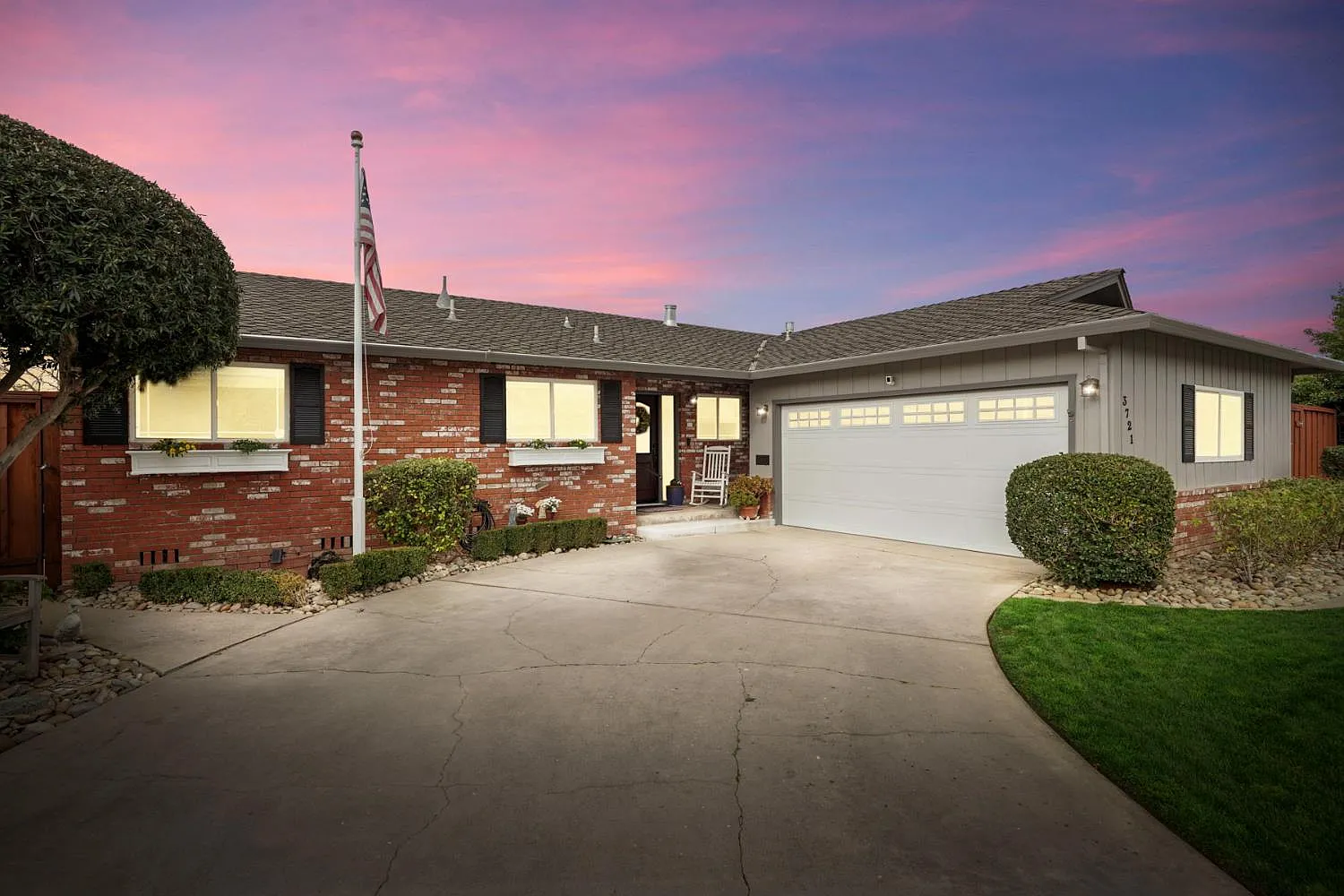 3721 Marigold Ln photo 1