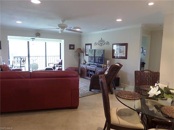 5th image of 5250 Fox Hollow Dr APT 525