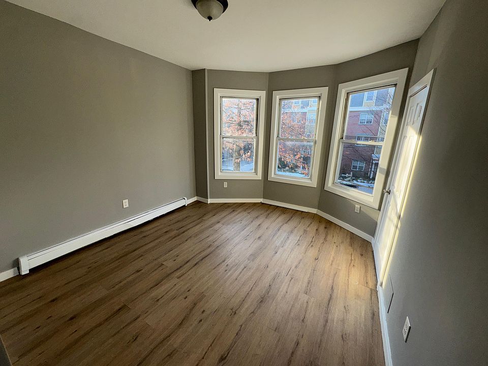 1st image of 139 N 11th St #2RRR