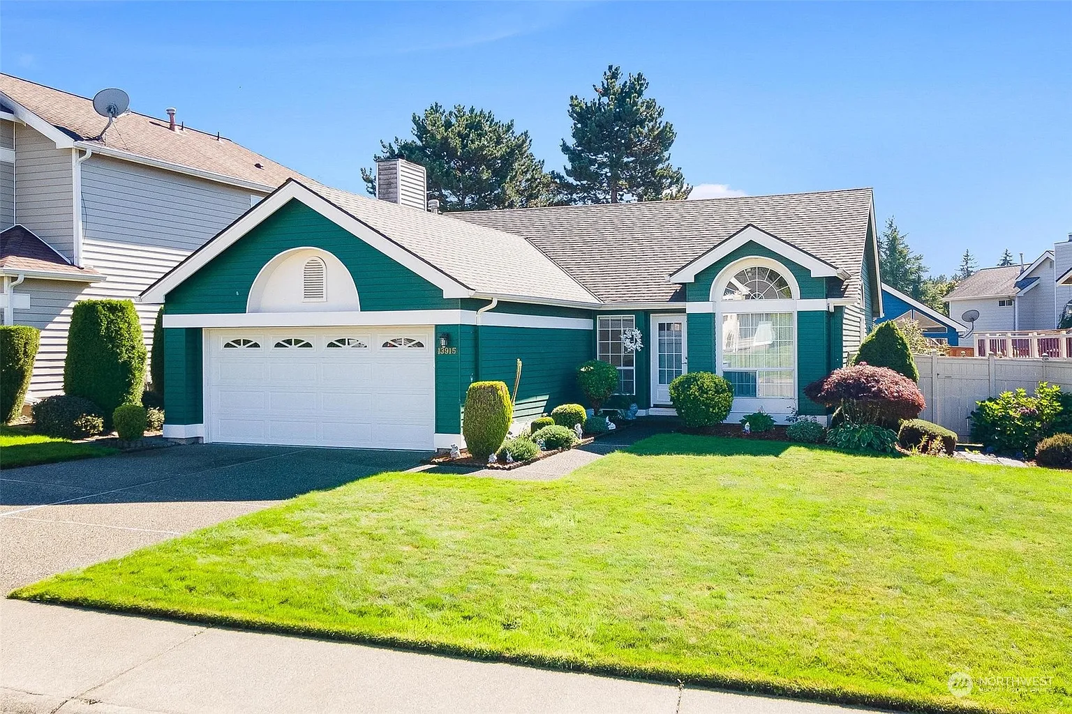 13915 SE 274th Street photo 1