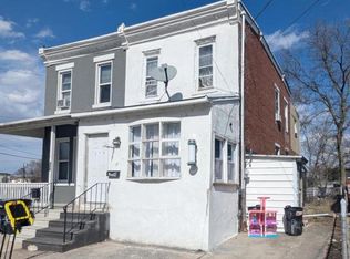 214 N 29th St, Camden, NJ 08105