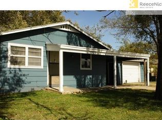 1002 E 19th St, Lawrence, KS 66046
