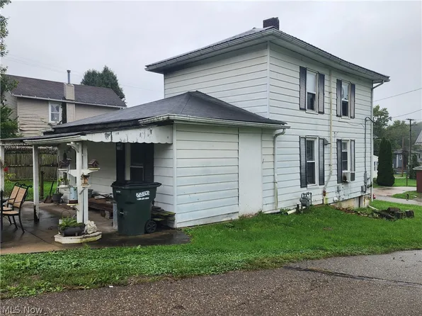 4868 E Hill St, Mineral City, OH 44656