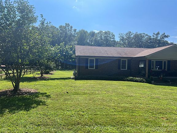 7226 Indian Trail Fairview Rd, Indian Trail, NC 28079 | MLS #4061692 ...