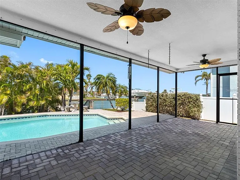 562 Johns Pass Ave — Photo 38