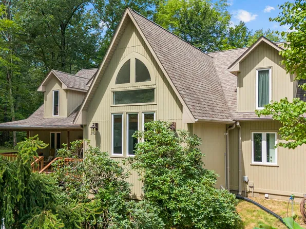 5809 W Oak Hill Rd, Scottsburg, IN 47170