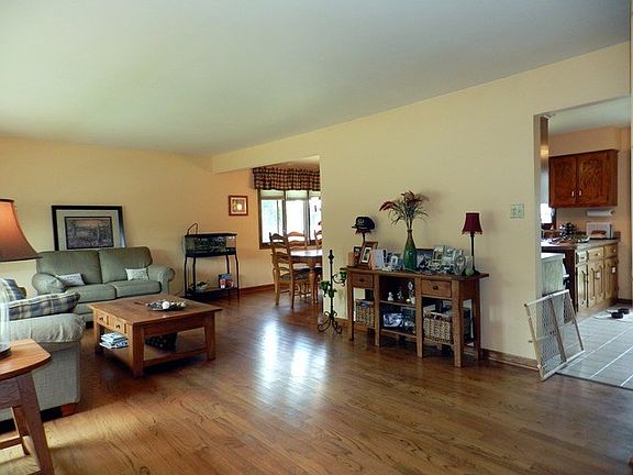 3rd image of 3359 W Merrion Ln
