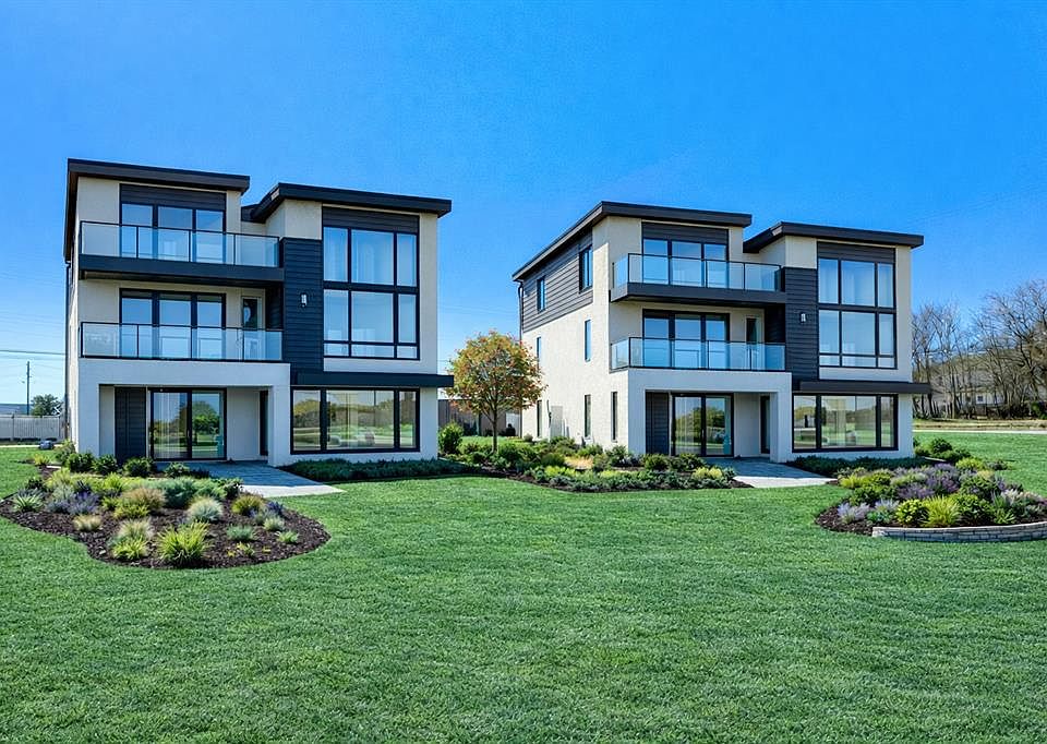 1st image of 526 NW 8th St Lot 19-20