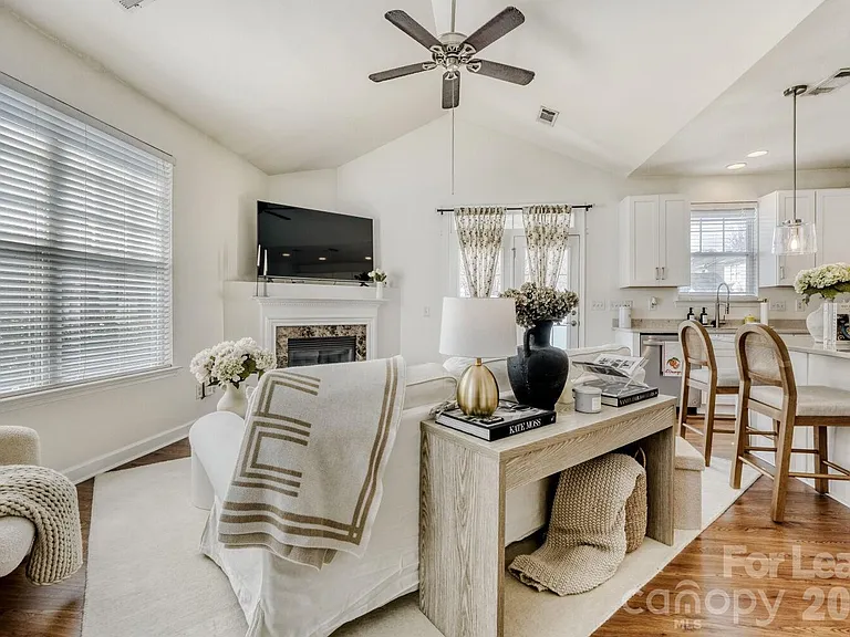 13718 Aldenbrook Dr — Photo 7
