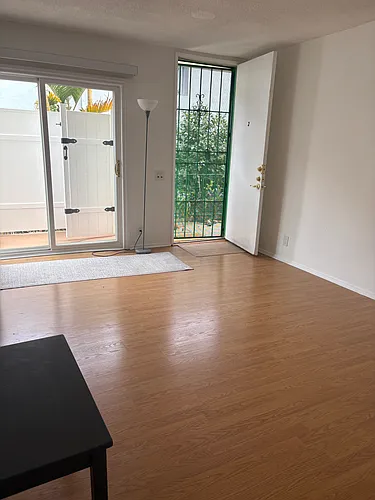 1532 S Westgate Ave #2 Photo 1