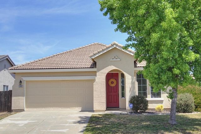 1st image of 2300 Canary Dr