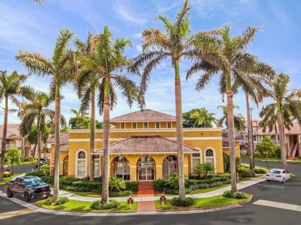 8956 W Flagler St APT 208, Miami, FL 33174