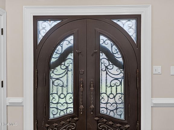 4th image of 3728 Wexford Drive