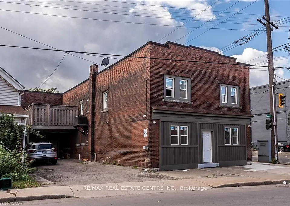 104 Beach Rd #A