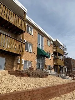 Building Photo - 391 Grand Ave #307