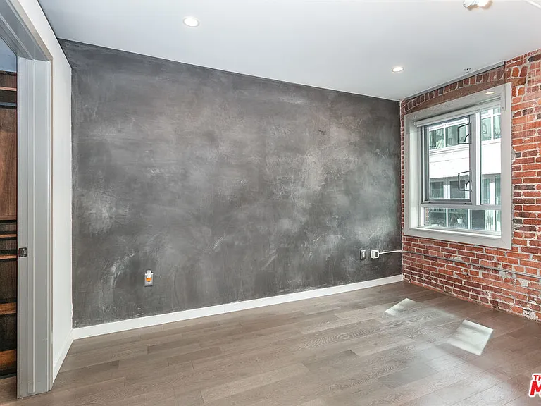 527 Molino St #202 — Photo 13