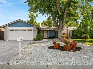 34 Timberwood Ct, Sacramento, CA 95833
