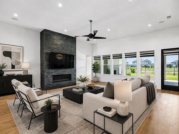 3rd image of 2027 Noe Blvd