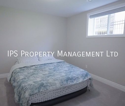 3rd image of 8 Raycroft Dr #B