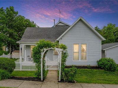 107 W Penn St, Williamsburg, IA, 52361