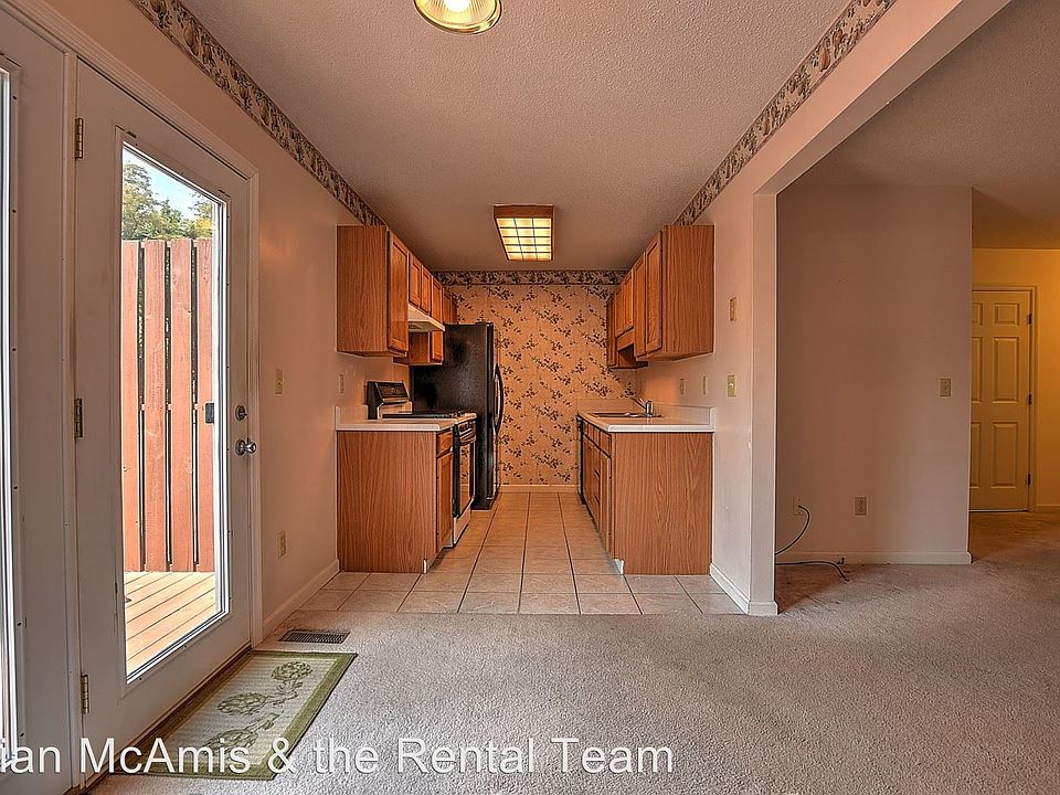 1st image of 507 Cambridgeshire Ct