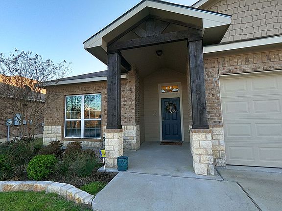 2nd image of 501 Wedgwood Dr