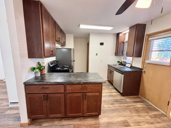 2455 Fiedler Ln #4, Madison, WI 53713