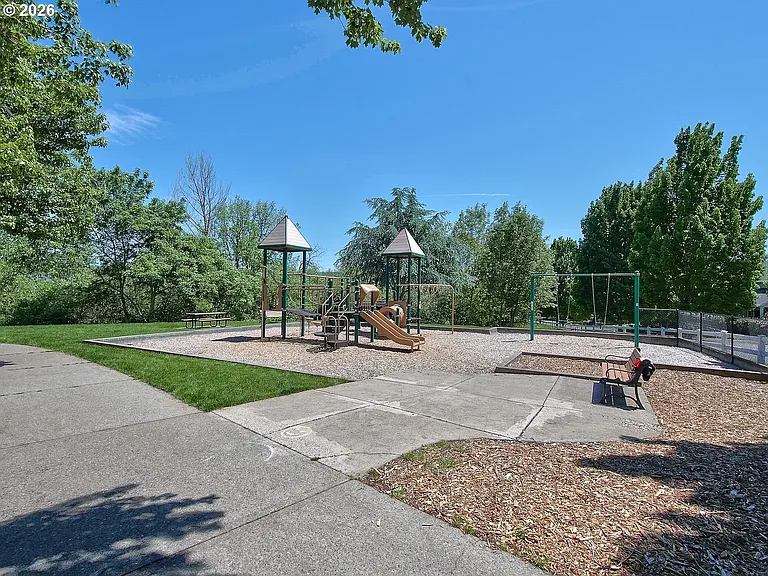 4391 NW Diamondback Dr — Photo 32