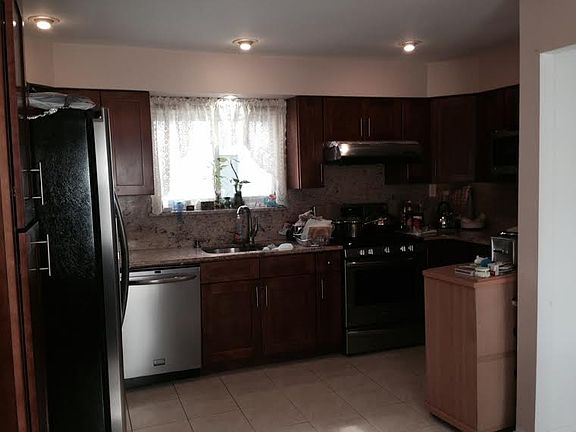 2nd image of 24903 37th Ave