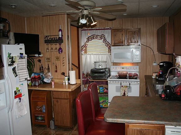 5th image of 605 S Greenwood Ave