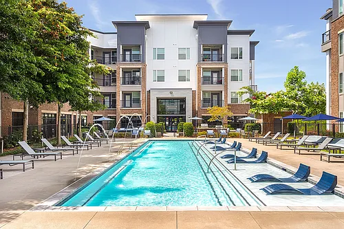 1760 Apartments Photo 1
