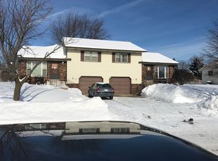 5624 70th St, Kenosha, WI 53142