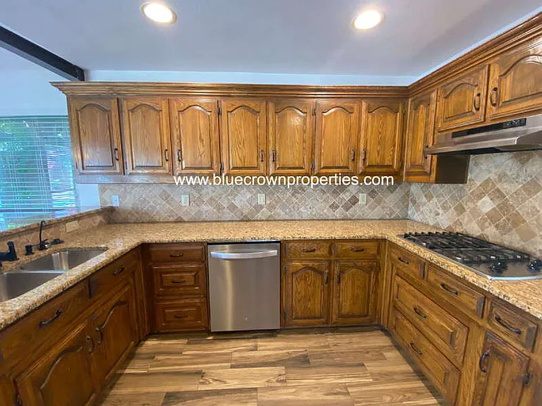 3736 Solarium Pl — Photo 8