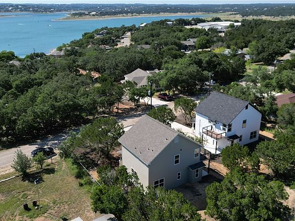 2nd image of 704 Circleview Dr