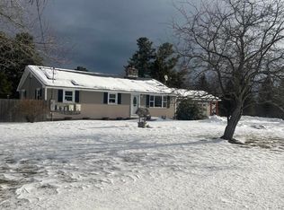 554 Main St, Becket, MA 01223