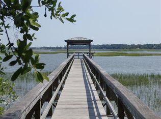 40 Islands Ln, Beaufort, SC 29902