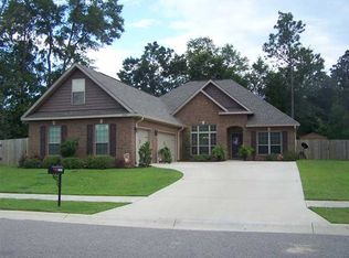 9741 Taylor Pointe Dr, Mobile, AL 36695