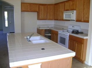 1926 Antonio Ave, Clovis, CA