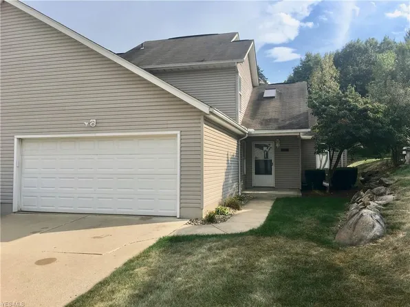 563 Hilltop Terrace Dr, Tallmadge, OH 44278